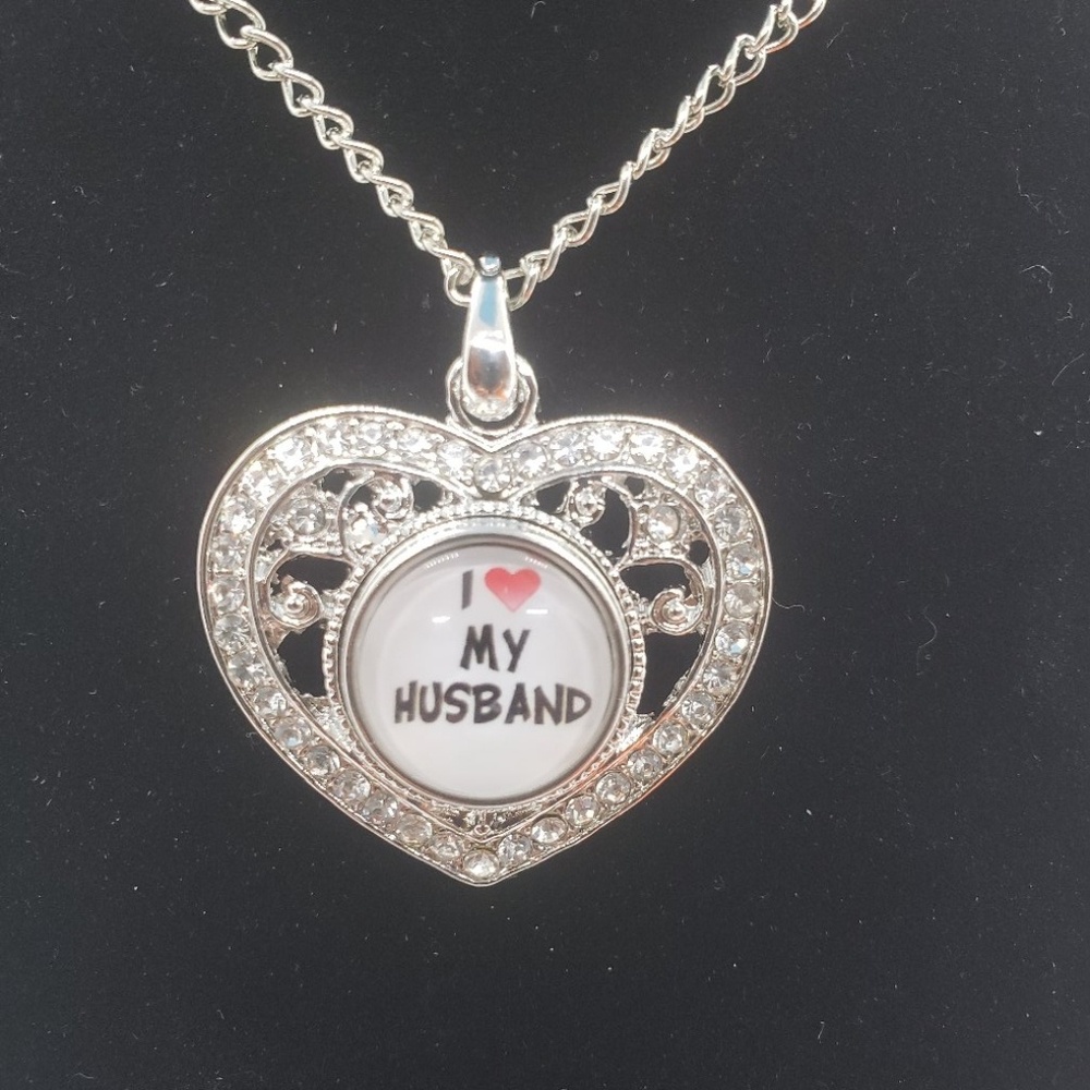 Womens necklace